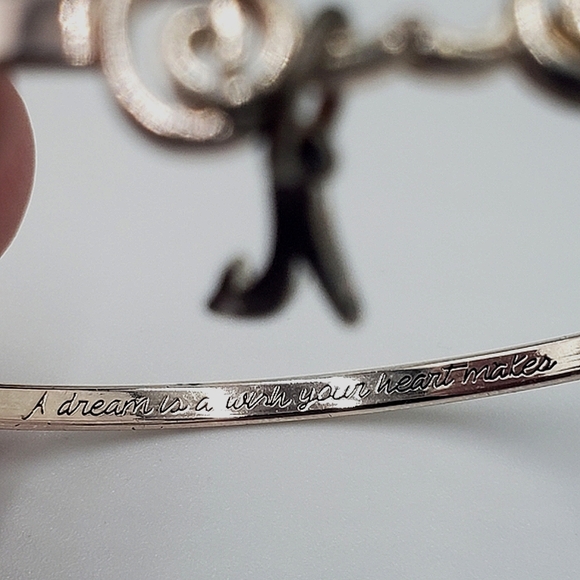 Vintage Style Cinderella High Hell Shoe Dangle Charm Gold Tone Bracelet - Picture 4 of 8